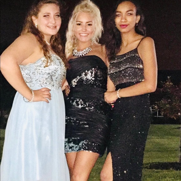 Prom dress - Picture 4 of 4